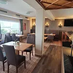 Goebel's Gaestehaus Am Park 호텔 3*